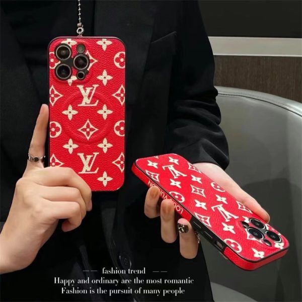 vuitton iphone ケース マグセーフ ルイ ヴィトン スマホケース 赤 iphone16/16pro ケース ハイ ブランド magsafe iphone15/15pro ケース カメラ 保護 iphone14/13/12 ケース おそろい カップル - 画像 (7)